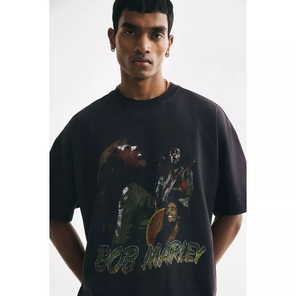 H&M(เอชแอนด์เอ็ม) เสื้อยืดทรงโอเวอร์ไซส์ ผู้ชาย 1159823_26