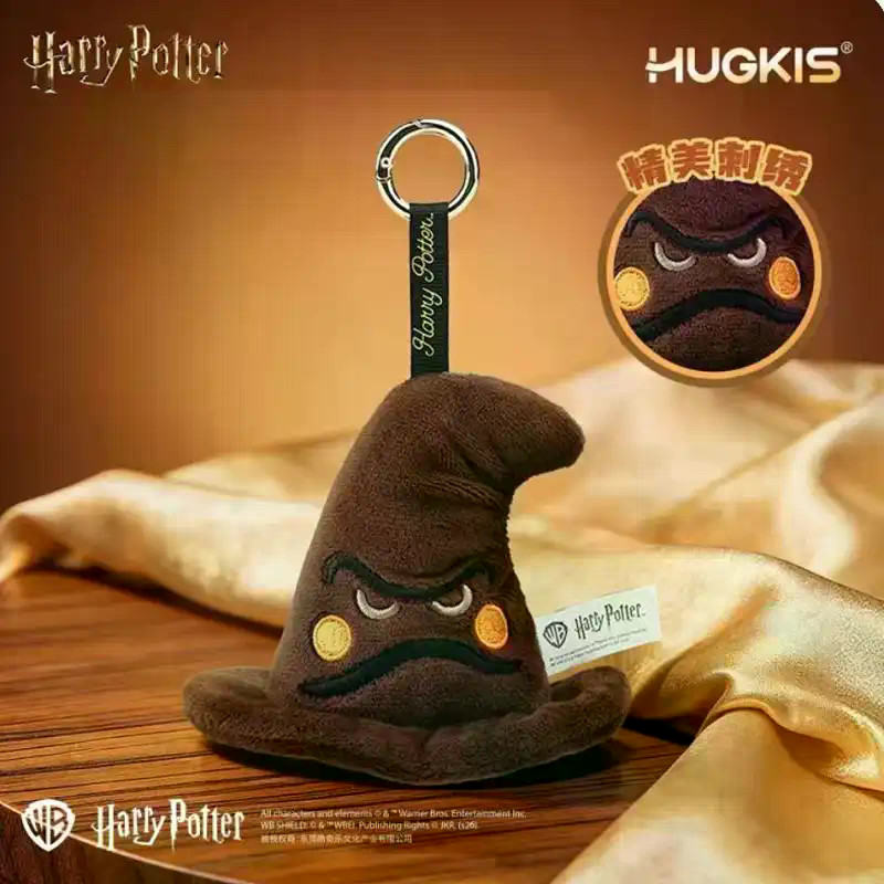 ของแท้ Harry Potter Plush เปลี่ยนหูฟังกระเป๋า Academy of Magic Monster กระเป๋านักเรียนจี้ Monster Bo