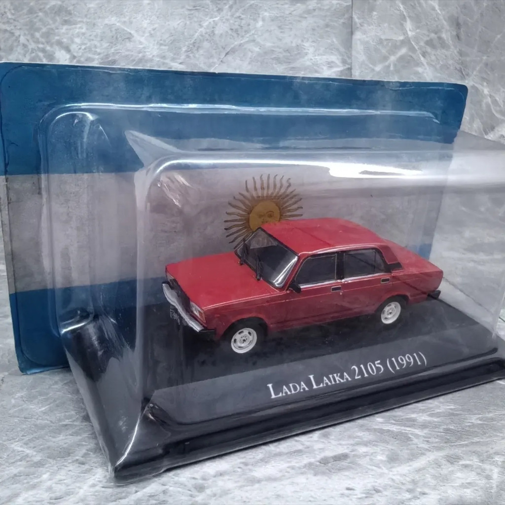 IXO 1/43 Lada Laika 2105 1991 Lada Alloy Car Model Collection
