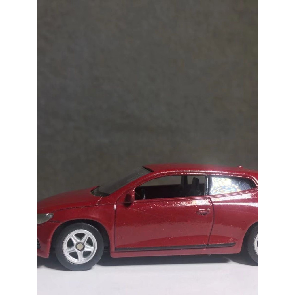 1/60 Scale Old Willie Volkswagen Scirocco VW Scirocco รถรุ่นโลหะผสมเลื่อนสีแดง