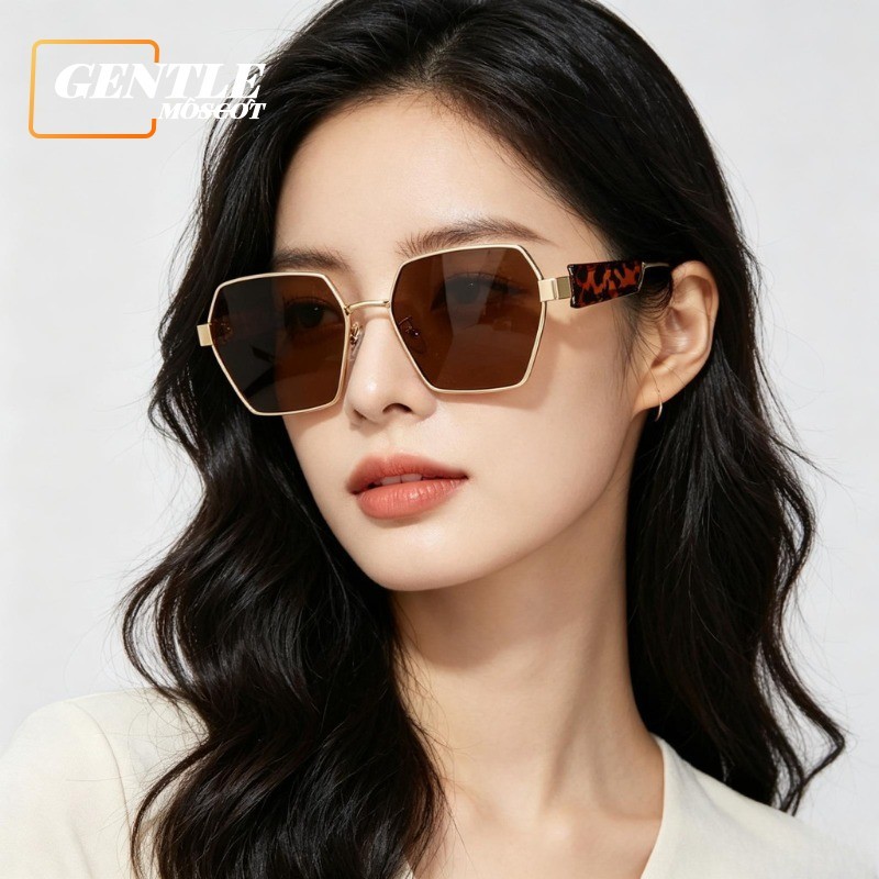 (GENTLE MOSCOT) แว่นกันแดดกรอบโลหะรูปหลายเหลี่ยมสไตล์ตะวันตกไม่สม่ําเสมอสําหรับผู้หญิงและผู้ชาย Anti