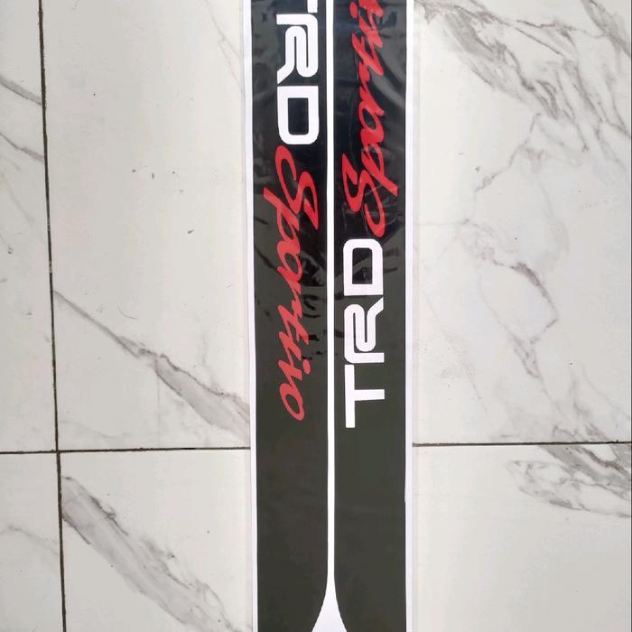 Old Fortuner Trd Sportivo Sticker / Fortuner Trd Sticker 2003-2015 / TRD Sportivo Fortuner - สีดํา