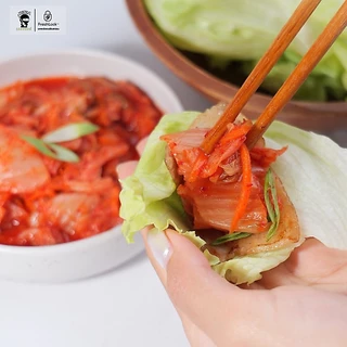 กิมจิเกาหลี (เลือกขนาดได้ 500g / 1000g) สูตรใหม่อร่อยกว่าเดิมแน่นอน แช่แข็งพร้อมทาน เก็บได้นาน 18 เดือน พร้อมส่ง