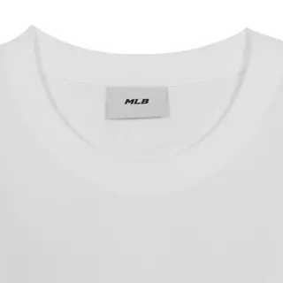 MLB เสื้อยืด ยูนิเซ็กซ์ Basic Mega Street Logo Over Fit T-Shirts รุ่น 3ATSB0563 50WHS สีขาว
