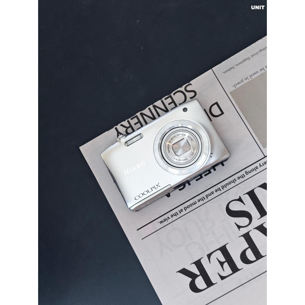Used Nikon Coolpix S3600 silver Digital Camera [No charger] #20000467**READ** (มือสอง)