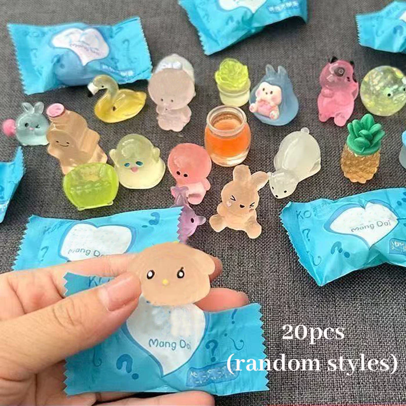 GeeToy 20 ชิ้น แบบสุ่ม สัตว์น่ารักเซอร์ไพรส์! ของเล่นถุงปริศนา ตัวเล็กเรืองแสงได้ น่ารักสะสมได้ thumbnail 7