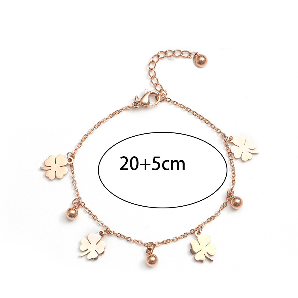 【สามารถส่งจากคลังสินค้าที่ไทยได้】สร้อยข้อเท้าดีไซน์โคลเวอร์สี่ใบแบบเบลล์หรูหราและทันสมัย
