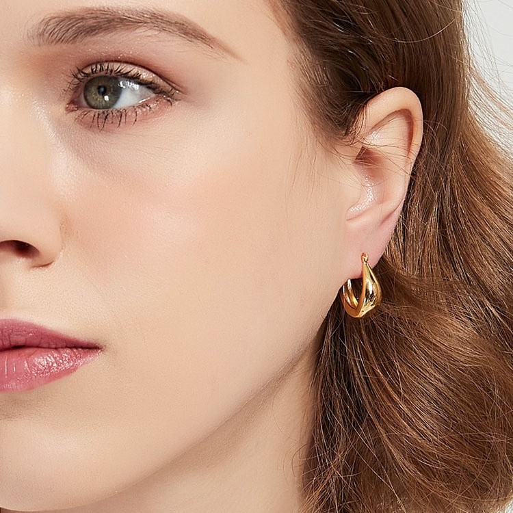 Xiangbao ต่างหูห่วงหรูหราสําหรับเจาะ Hypoallergenic Earings สําหรับผู้หญิงชุด Earings