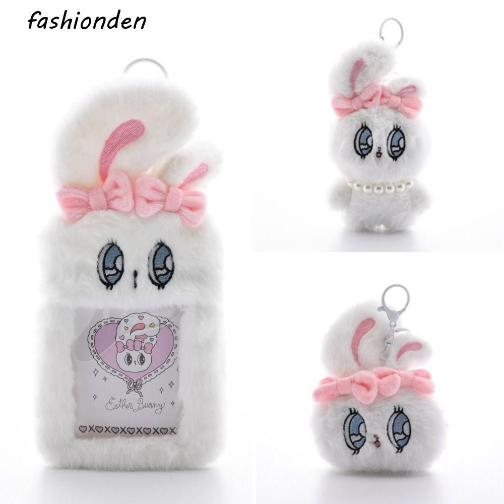 FASHIONDEN ตุ๊กตา Esther Bunny ตุ๊กตาตุ๊กตา, สร้อยคอมุกโบว์ Esther Bunny Card Cover, Kawaii Fur พวงก
