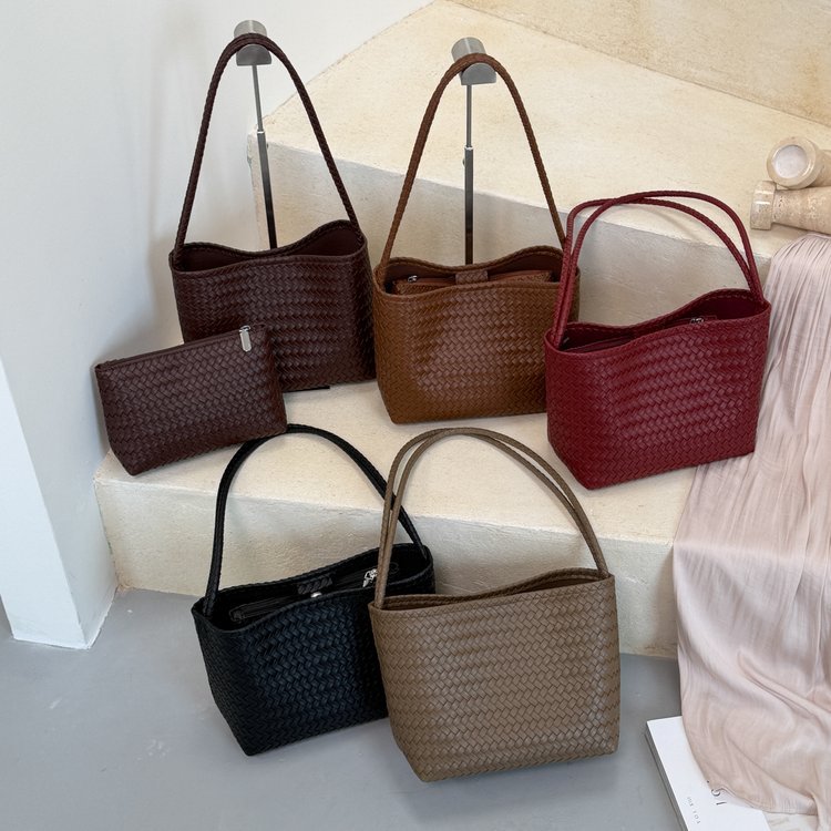 กระเป๋าสะพายไหล่เปิดหญิงหนึ่งขนาด Tote Bag กระเป๋าหญิง
