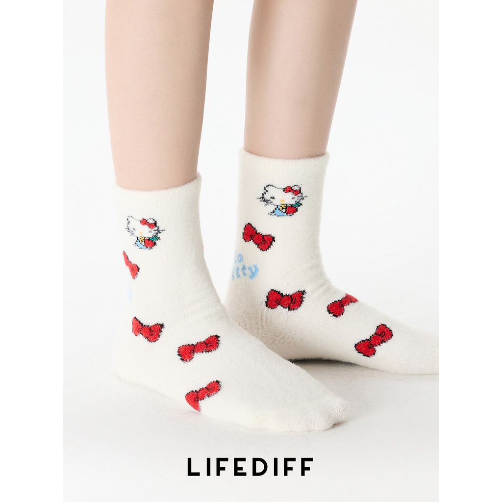 ของแท้ที่ได้รับอนุญาต HelloKitty Warm Mid-Tube Home Floor Socks Sleeping Socks Girl Series Mink Flee
