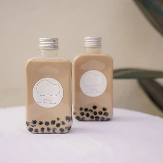 200/240 ML ขวดเกาหลี ขวดพลาสติก PET ทรงเหลี่ยมแบน พร้อมฝาอลูมิเนียมป.28 (50ขวด)