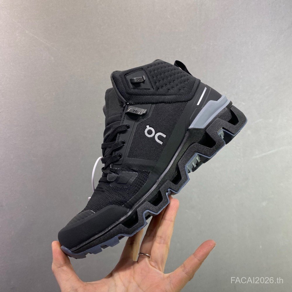 On Running On Cloud Cloudwander รองเท้าเดินป่ากันน้ําสําหรับผู้ชายและผู้หญิงรองเท้าผ้าใบ Unisex คู่ 