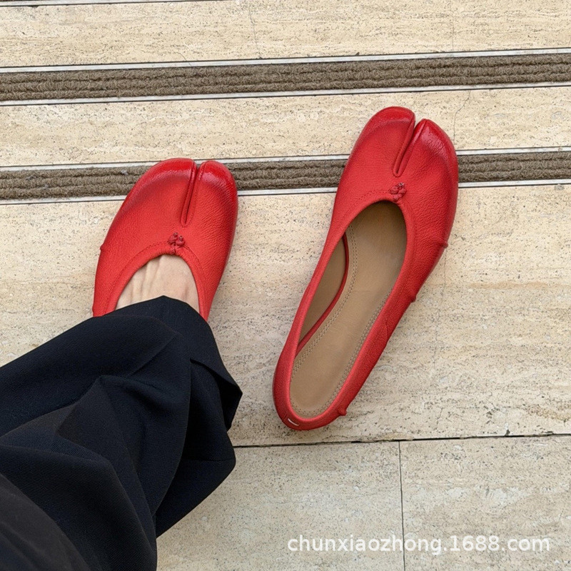 YJ8K MM-6 26Women's flat ballet shoes made of genuine leather, Margiela style, cute and quirky split
