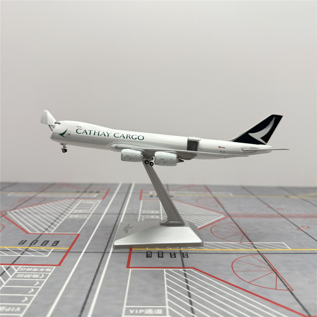 YY Wings 1/400 B-LJN Cathay Pacific Airlines B747-8F เครื่องโลหะรุ่นอะไหล่เปิดโกดัง
