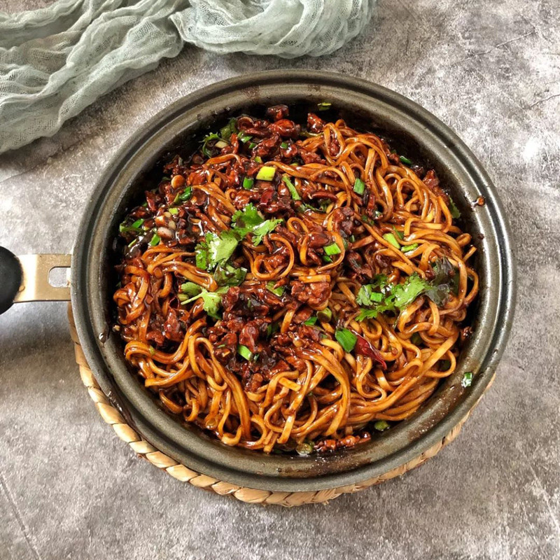 Jindao XO Sauce ซอสเห็ดมังสวิรัติรสเผ็ดเล็กน้อย ซอสข้าว บะหมี่ผสม ซอสปรุงรส Wuxin ซอสมังสวิรัติ Zhai