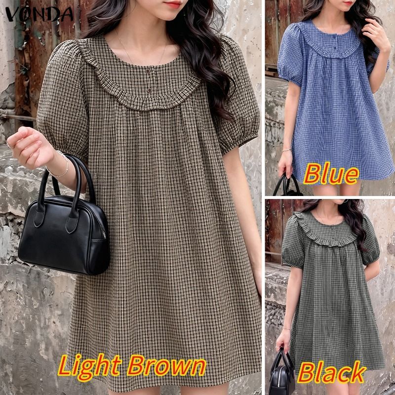 Vonda ผู้หญิงเกาหลี Girlish Comfort Retro ลายสก๊อตทอตกแต่งปุ่มเดียวรอบคอ Peter Pan Collar พัฟแขนสั้น Ruffle หลวมชุดสาย — صورة 3