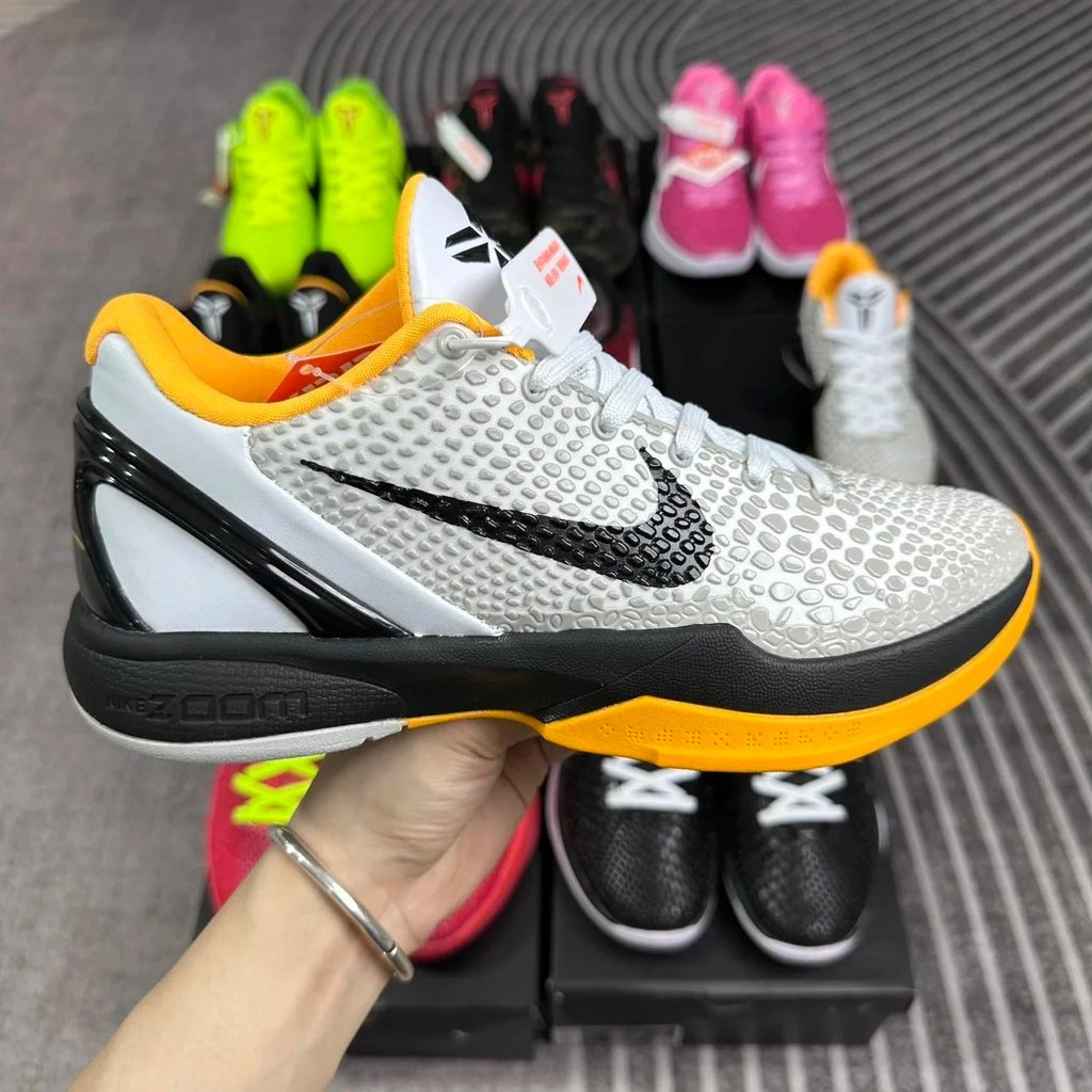 Nike Zoom Kobe 6 Proto รองเท้าบาสเกตบอลต้นฉบับ วัสดุเส้นใยคาร์บอนแท้