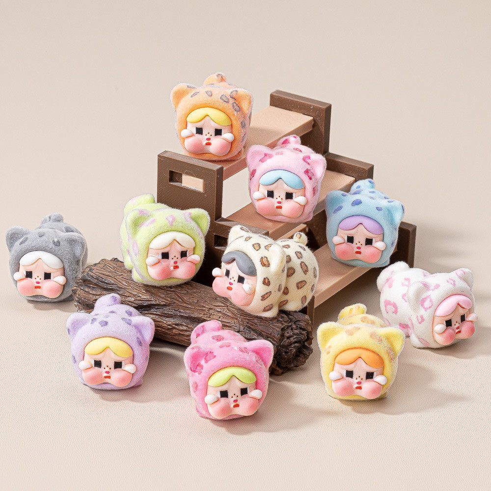 ตุ๊กตาเรซิ่น✨ผ้ากำมะหยี่ติด✨แมวน้อยร้องไห้✨ลายเสือดาว✨ของประดับวางบนโต๊ะ✨ของประดับในรถ✨ตุ๊กตาวางโต๊ะ