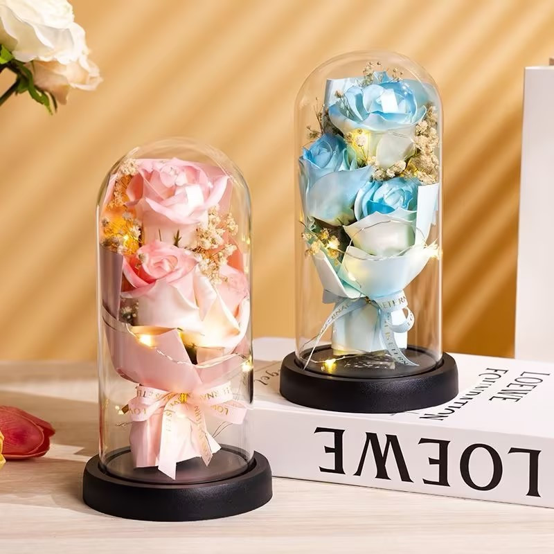 Rose Glass Dome กระเป๋าตกแต่งบ้านสําหรับวันวันวาเลนไทน์ครบรอบโรแมนติกในช่อดอกไม้คู่รัก