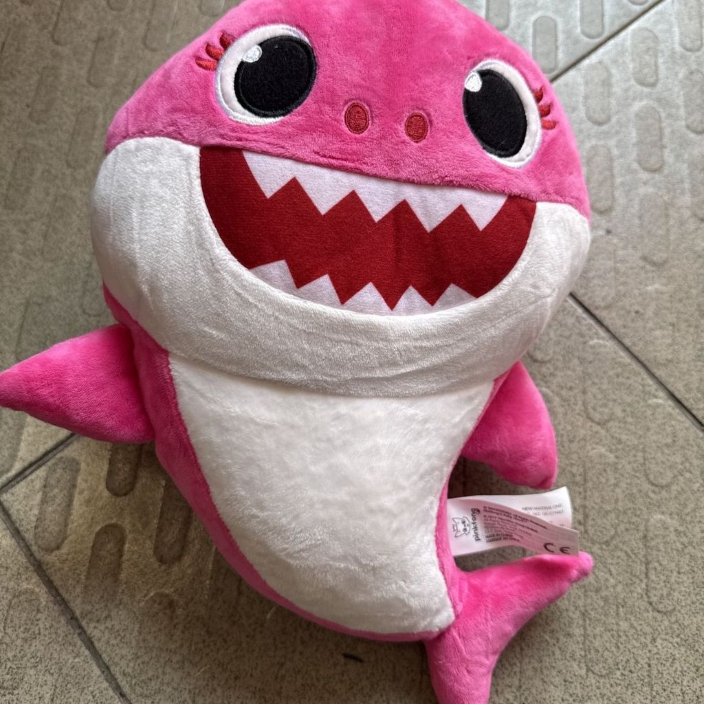 Baby shark baby Toy baby shark Pinkfox Family ตุ๊กตาตุ๊กตา 33 ซม. มูลค่าสูง