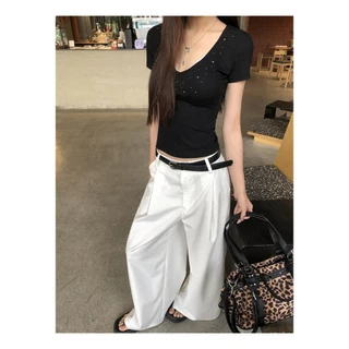 B&R พร้อมส่ง เสื้อยืดคอวีลูกไม้ประดับเพชรสว่างแขนสั้นสไตล์เกาหลี ทรงเข้ารูปผู้หญิง สีเขียวน้ำตาลสีดำ