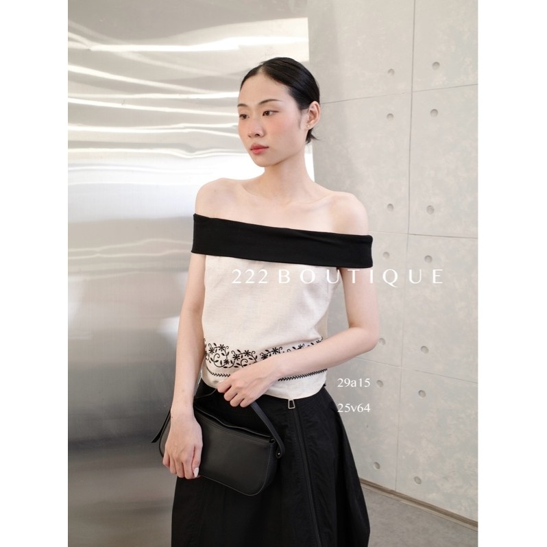 Ailixi A2251 SM เสื้อปาดไหล่ผ้าลินินปัก