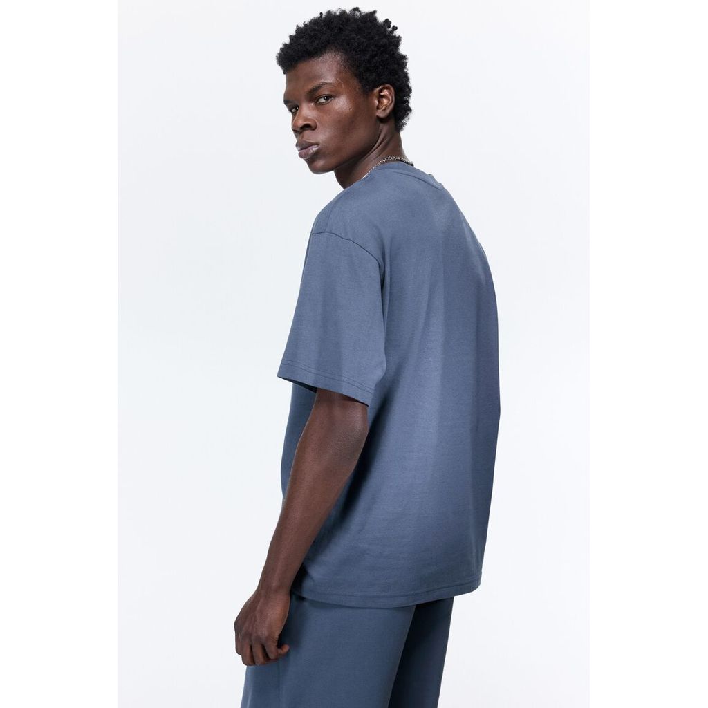 H&M(เอชแอนด์เอ็ม) เสื้อยืดทรงหลวม Men Loose Fit T-shirt 1309319_4