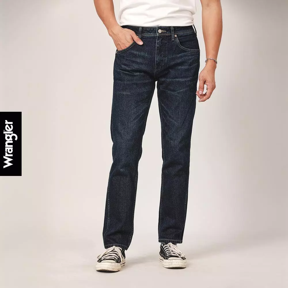 WRANGLER กางเกงยีนส์ผู้ชาย คอลเลคชั่น Biker Look เอวกลาง ทรงตรง รุ่น WR F325MTEPN16 สียีนส์กลาง