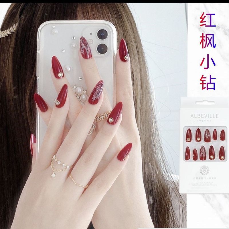 尖头纯. 色中长款美甲贴片假指甲成品  学生美甲贴指甲盖指甲贴Red Fake Nails, Almond Shaped Nails, Water Droplet Nails, Jelly Glue,