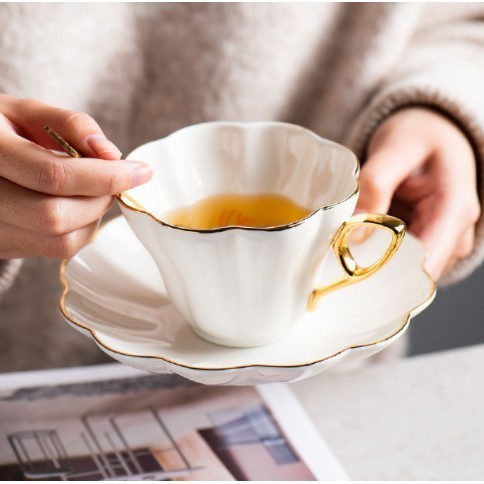 Gold European Ceramic Tea / Black Tea / Coffee Cup and Saucer Set