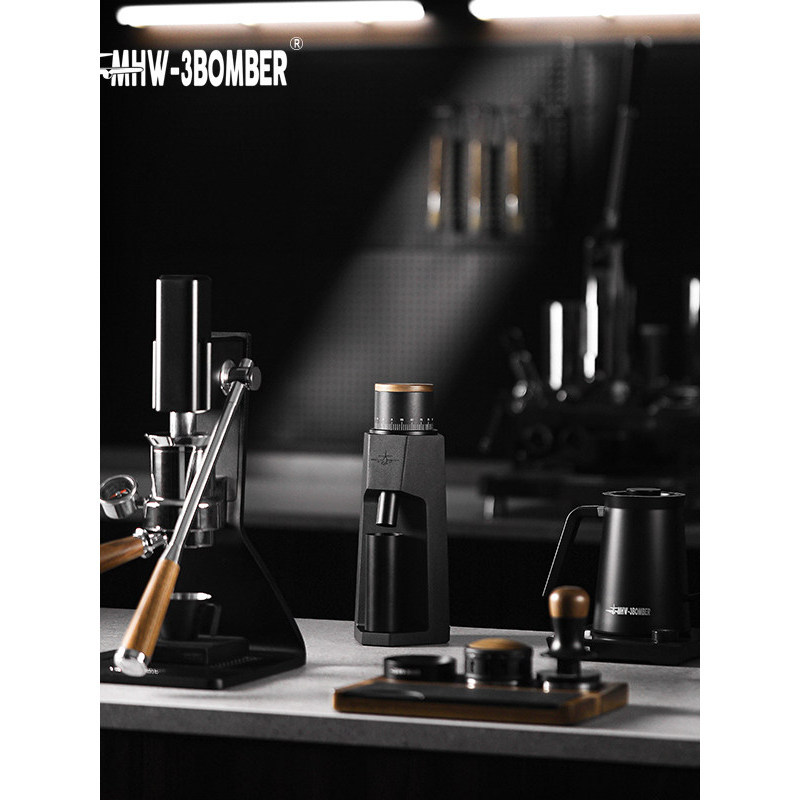 เครื่องบดกาแฟไฟฟ้า MHW-3BOMBER รุ่น Bomber Sniper สำหรับการชงกาแฟแบบอิตาเลียนด้วยมือ
