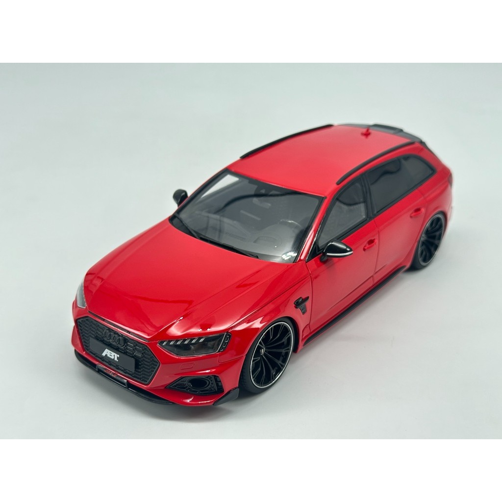 GT Spirit 1/18 Audi ABT RS4 สีแดง 790 GT850