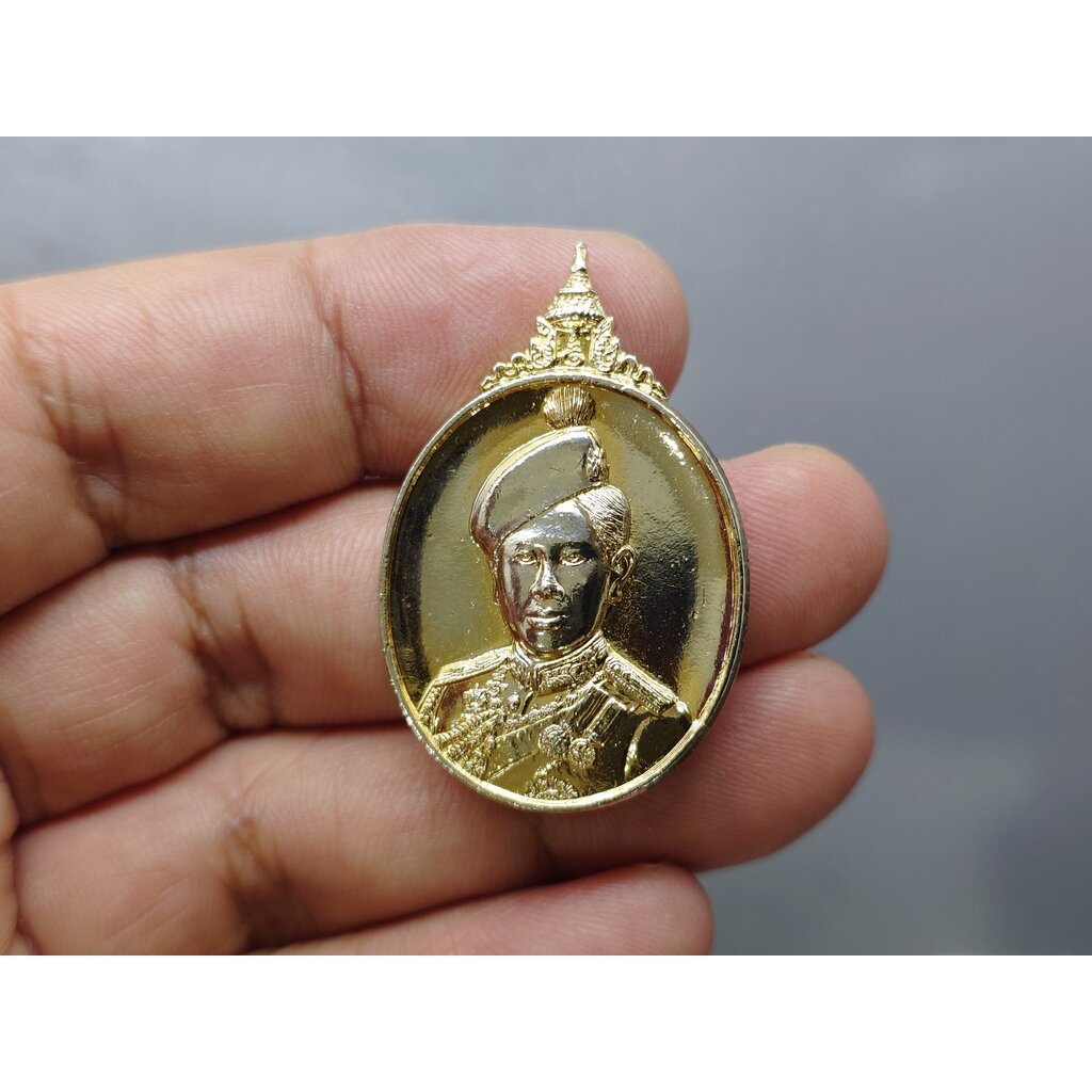 เข็มกลัด 12 สิงหา พระบรมราชินีนาถ 73 พรรษา กาหลั่ยทอง พ.ศ.2548