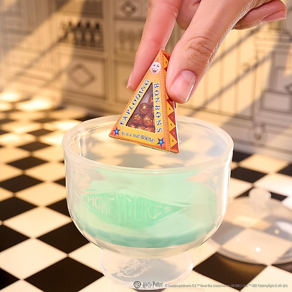 Miniverse Make It Mini Honeydukes Harry Potter Blind Capsule 15 พ่อมดขนมที่จะค้นหากบช็อกโกแลตพร้อมกา
