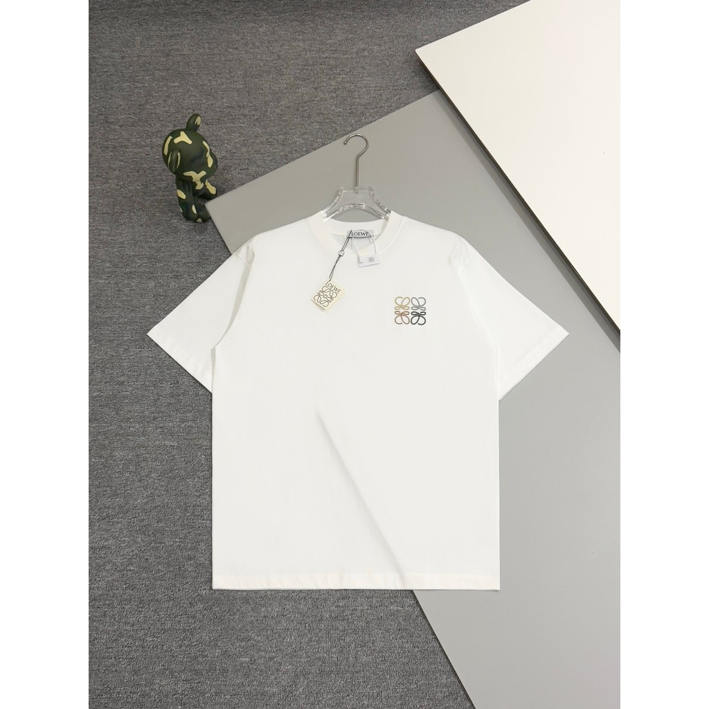 2026/Loewe/Loewe ผู้ชายผู้หญิงเสื้อยืดพิมพ์เสื้อยืดธุรกิจเสื้อยืดแขนสั้นรอบคอยุโรปอเมริกัน Co-Brande
