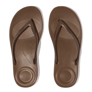 FITFLOP IQUSHION รองเท้าแตะแบบหูหนีบผู้หญิง รุ่น E54-012 สี Bronze