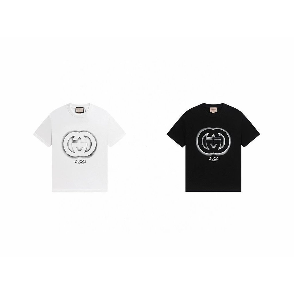 GUCCI/GUCCI/6XL2026 คลาสสิกรอบคอแขนสั้นเสื้อยืดผู้ชายผู้หญิง Basic Niche อินเทรนด์หลวมขนาดใหญ่ Simpl