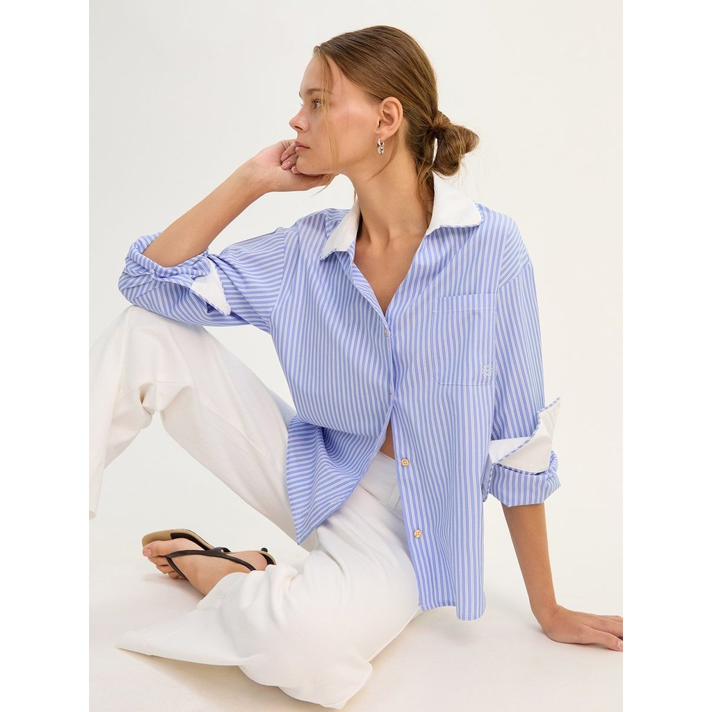 [Pomelo] เสื้อเชิ้ตลายทางแต่งปกตัดสี / Contrast Collar and Trim Stripe Shirt