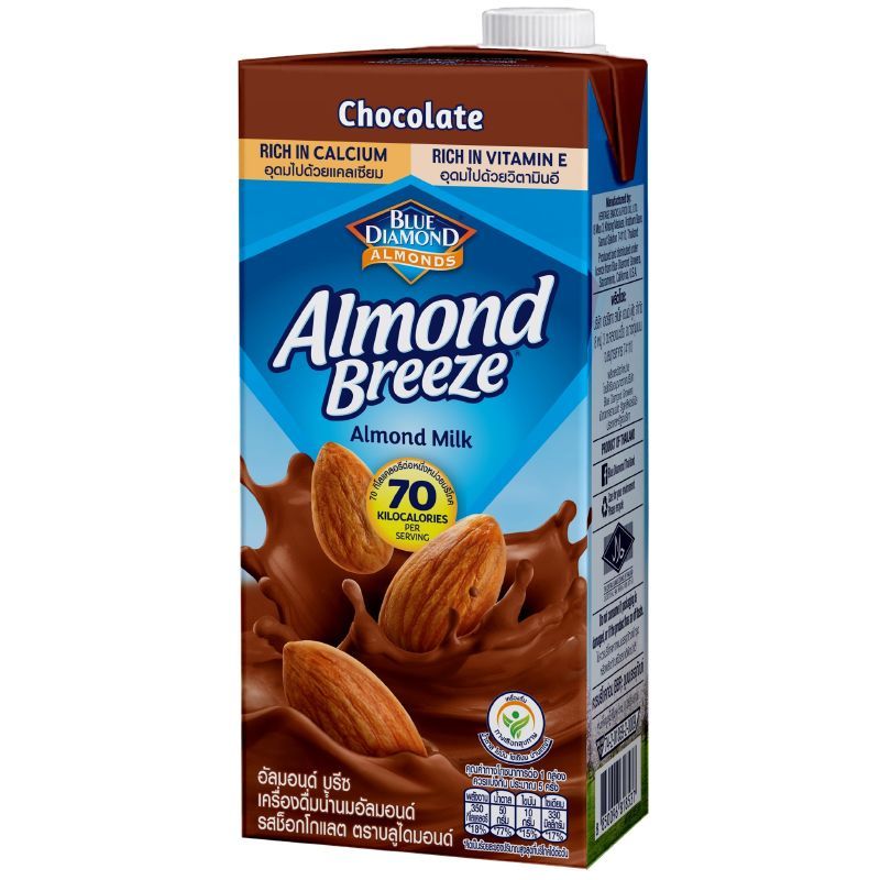 บลูไดมอนด์อัลมอนด์บรีซน้ำนมอัลมอนด์รสช็อกโกแลต 946มล. Blue Diamond Almond Breeze Chocolate Flavor Almond Milk 946ml.