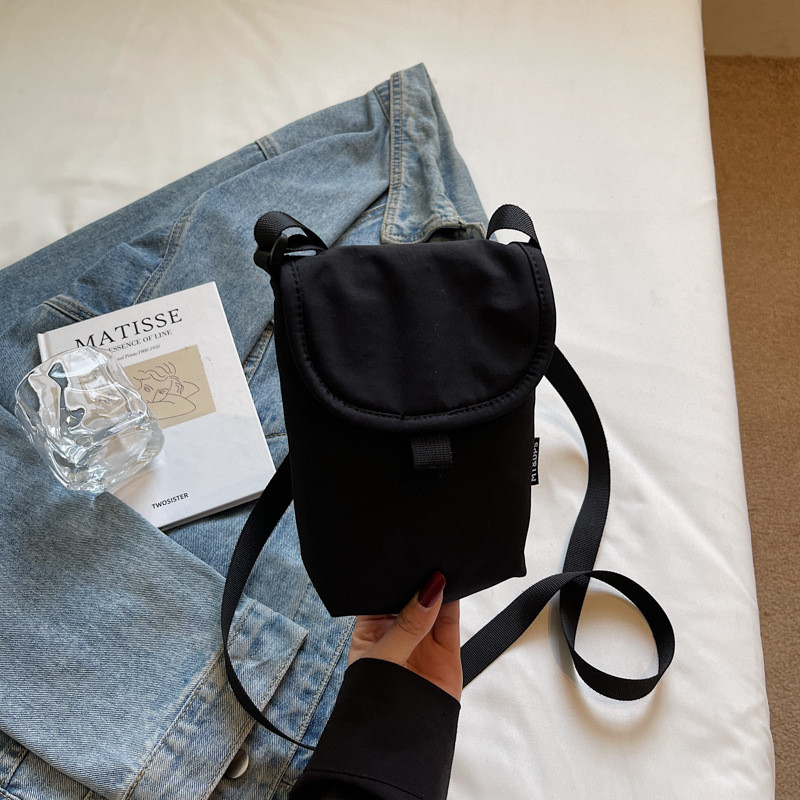 Street Wear One-Shoulder Messenger Bag Female Sports Leisure Travel Backpack Commuter Work Small Bag