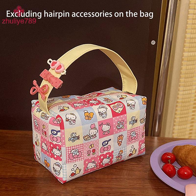 SANRIO <zhuliye789> KawaiiสีชมพูHello Kittyแต่งหน้ากระเป๋าSanrio KTแมวขนาดใหญ่ความจุกระเป๋าเครื่องสํ