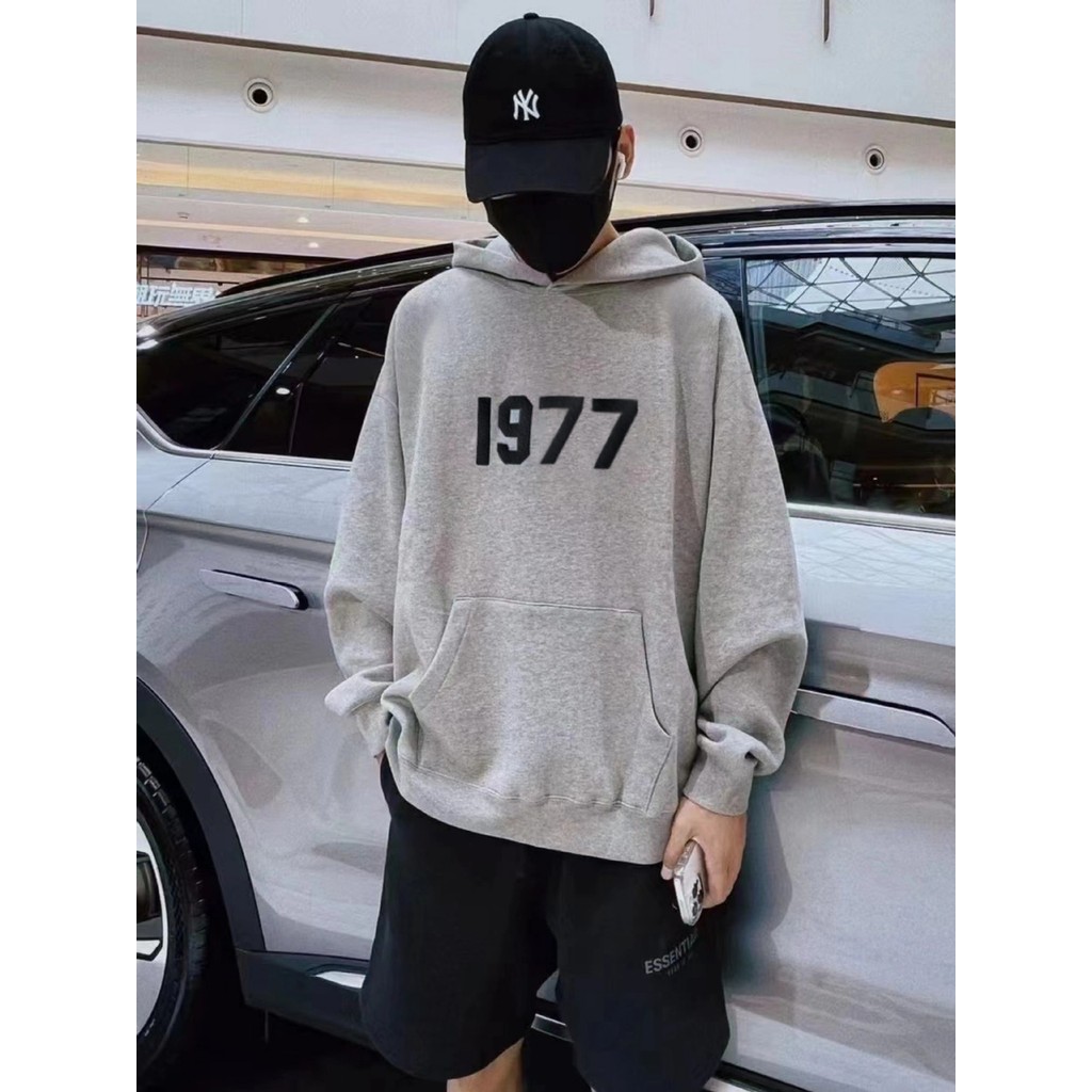 0PUW ESSENTIALS Hoodie 1977 High Radacoffee เสื้อคลุมมีฮู้ดผู้ชาย