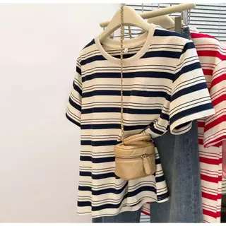 เสื้อยืดผู้หญิงฤดูร้อนแบบใหม่ ทรงหลวม แขนสั้น คอกลม ลายทาง เสื้อยืดไซส์ใหญ่สวยงาม เสื้อยืดพิมพ์ลาย