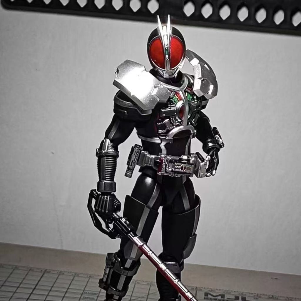 KO Kamen Rider Faiz Hand-Made รุ่น SHF แกะสลักกระดูกจริง Kamen Rider 555 รุ่นเคลื่อนย้ายได้ Hand-Mad
