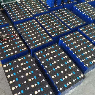 【แบรนด์ใหม่】30AH 3.2V LiFePo4 battery แบตเตอรี่ แบตเตอรี่ลิเธียม แบตเตอรี่ลิเธียมไอออน แบบชาร์จไฟได้ แบตเตอรี