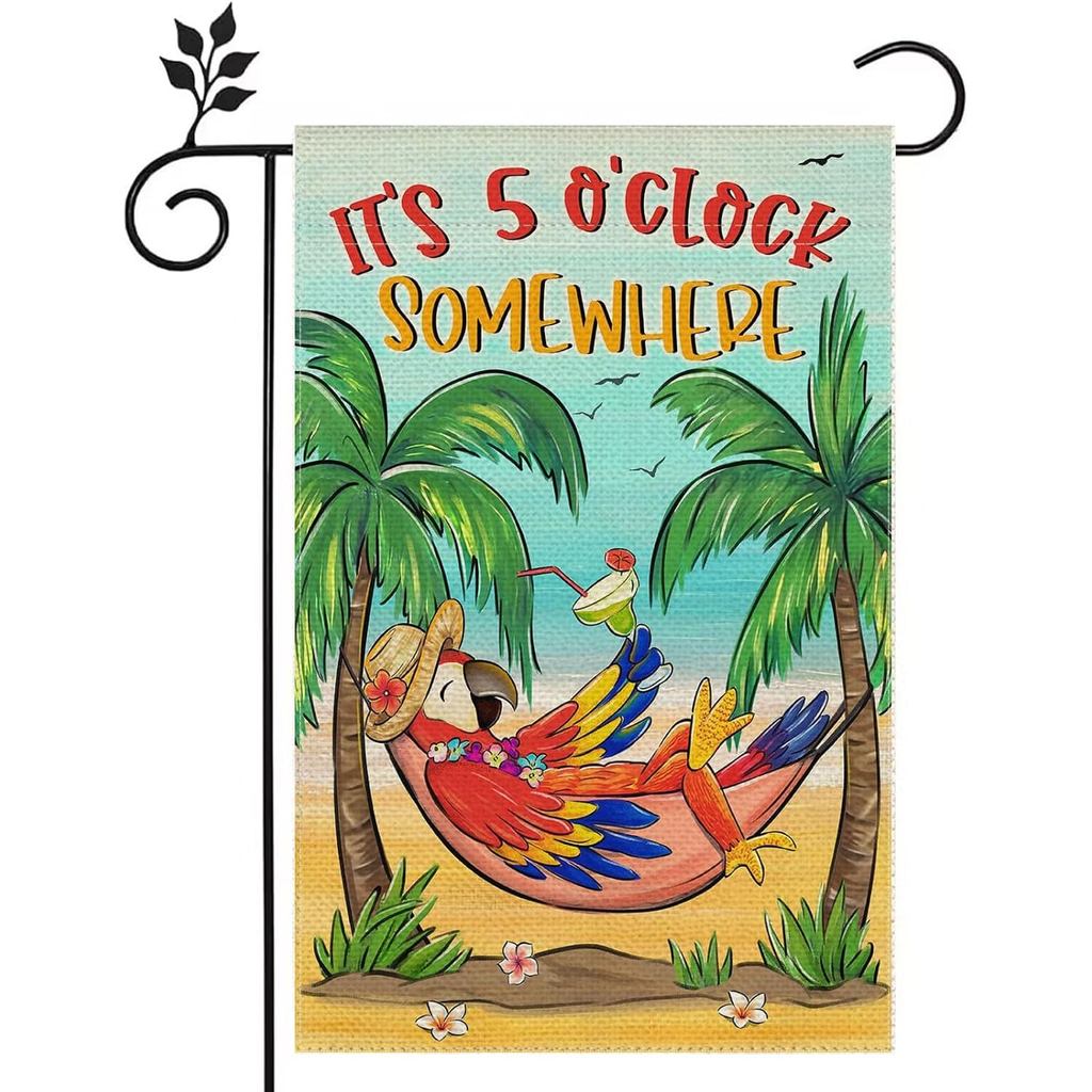 Its 5 oclock Somewhere Beach ฤดูร้อนยินดีต้อนรับนกแก้วนก Double-sided Garden Flags ตกแต่ง -12x18 นิ้
