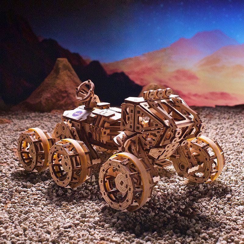 Ugears Mars Detector Building Blocks ผู้ใหญ่รุ่น Moon Car Boy DIY ประกอบเล่นของขวัญของเล่น