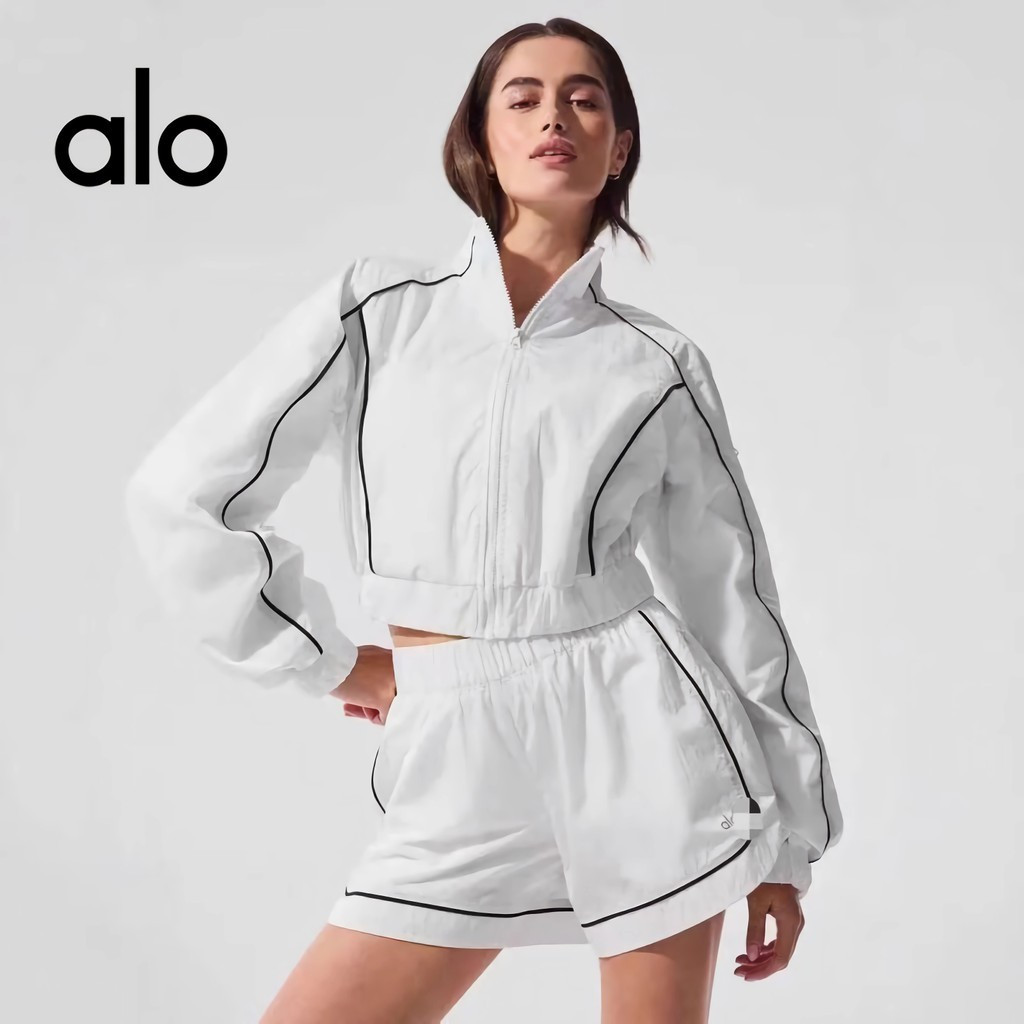 Alo Yoga ชุดกันแดดรุ่นใหม่ เสื้อกีฬามีซิปสีตัดกัน กางเกงกีฬาขาสั้น ชุดเดียวกับ Kim Ji-soo (Jisoo)