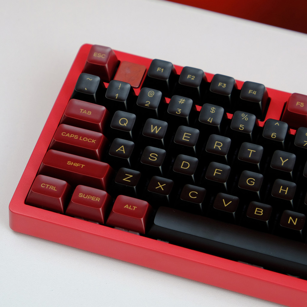 คุณภาพระดับพรีเมียม KBDiy SA Keycap GMK Red Samurai PBT Double Keycaps สีดําและสีแดง 142 คีย์สําหรับ